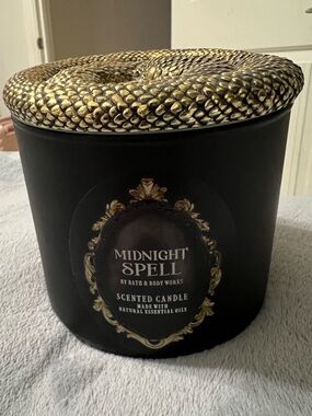 Bath & Body Works Black & Gold Midnight Spell Decorative Candle